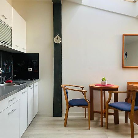 Station Arianska Apartment Krakow Bagian luar foto