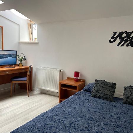 Station Arianska Apartment Krakow Bagian luar foto