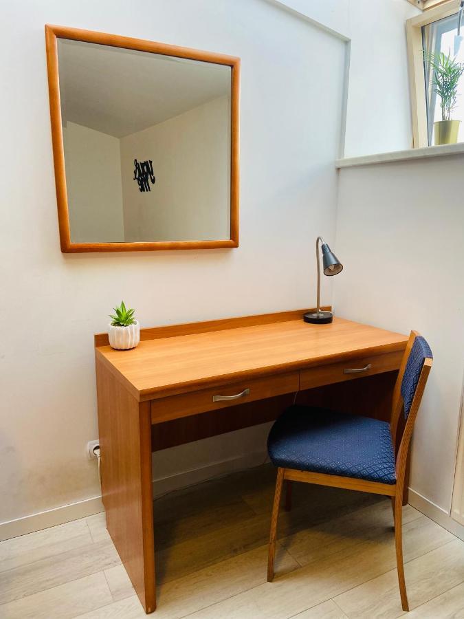 Station Arianska Apartment Krakow Bagian luar foto